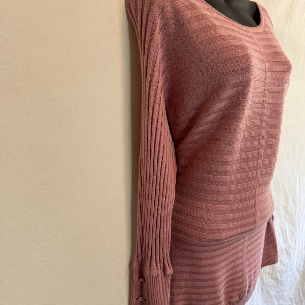 A-29 Soho Pink 3/4 Sleeve Pullover Sweater Size M - Picture 3 of 14